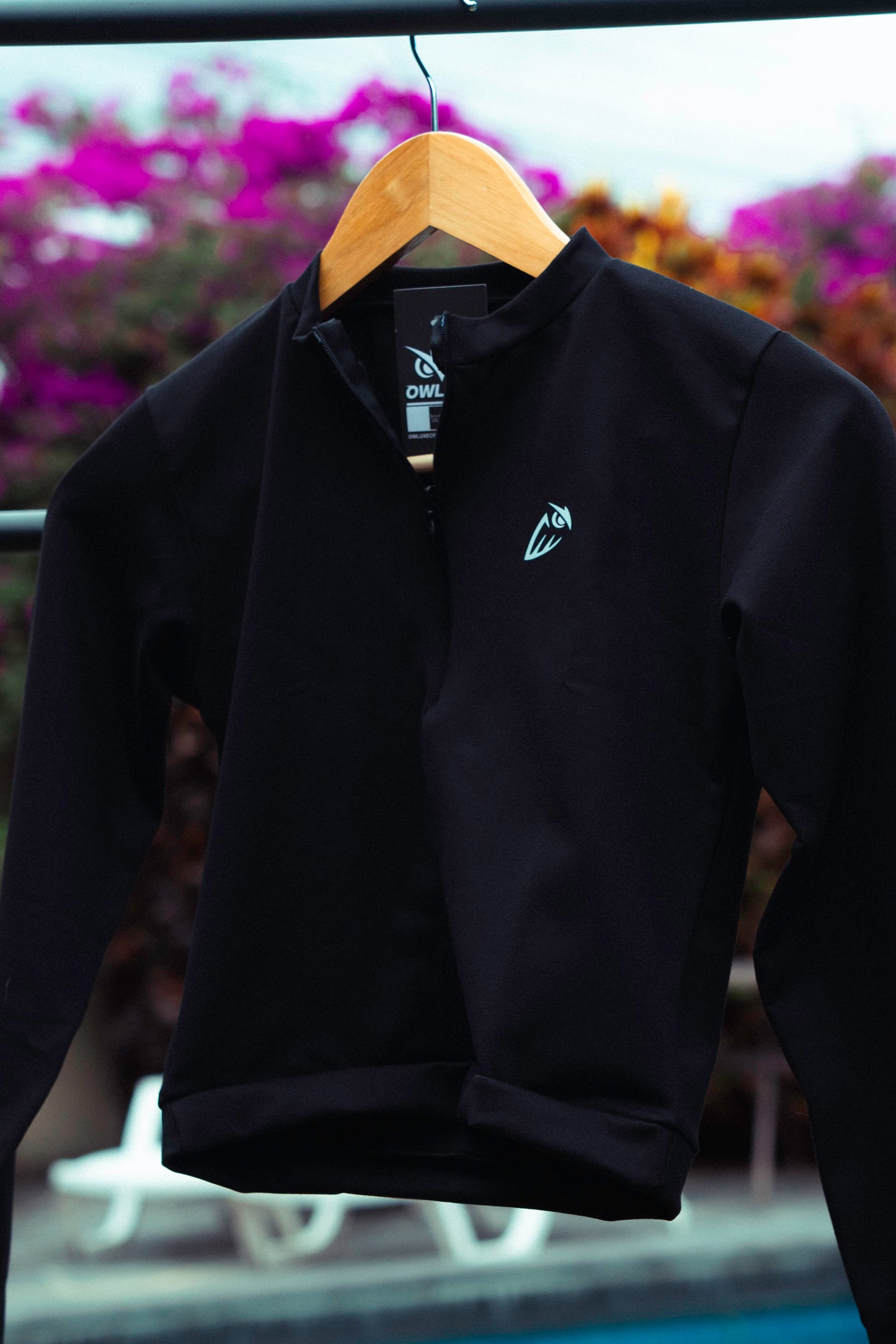 Owl Essentials V2 Women’s Black Zip Long Sleeve