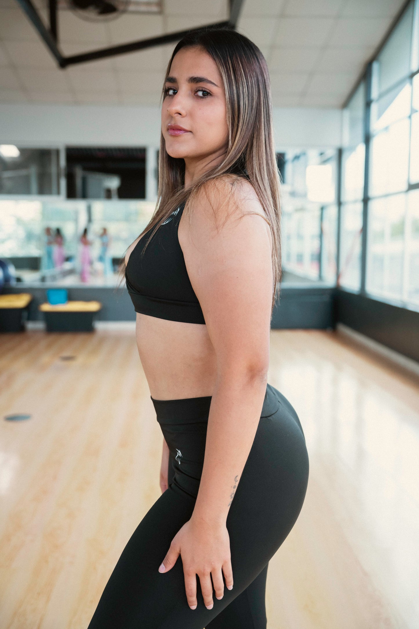 Her Flare Dark Leggings